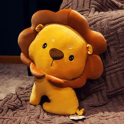 peluche-lion-pour-bebe