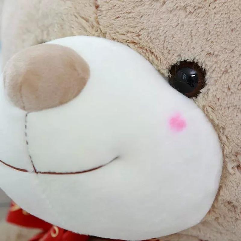 nounours-en-peluche