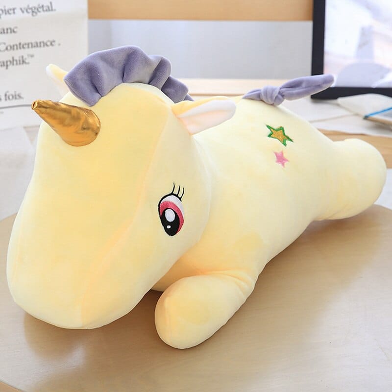 licorne-en-peluche-jaune